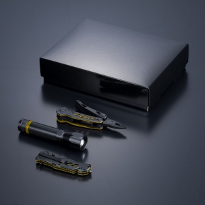 Optima Set III-B : multitool, couteau de secours et grande lampe torche 3