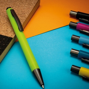 Stylo en plastique avec clip en métal MIKOLAJ 55