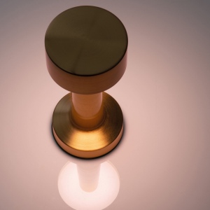 Lampe de table en acier inoxydable ILSE 7