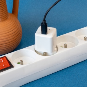 NANO - PRISE SECTEUR BLANCHE 30W SUPERGAN ORIGINE FRANCE GARANTIE 4