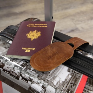 ETIQUETTE BAGAGE  EN CUIR VERITABLE MARRON FONCE 4