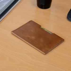 PORTE CARTE SIMPLE EN CUIR VERITABLE MARRON FONCE 4