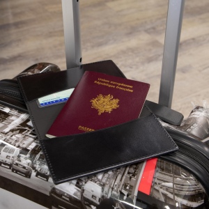 PORTE-PASSEPORT / CARTE GRISE / ASSURANCE EN CUIR VERITABLE NOIR 5