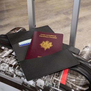 PORTE-PASSEPORT / CARTE GRISE / ASSURANCE  EN SIMILI-CUIR NOIR GRAINE 5