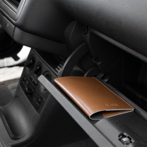 PORTE-PASSEPORT / CARTE GRISE / ASSURANCE  EN SIMILI-CUIR LISSE MARRON 5