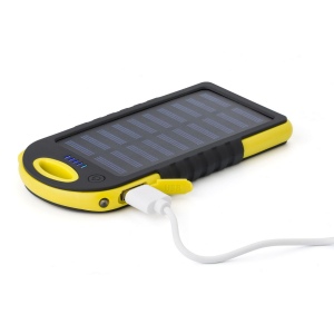 Power bank solaire en ABS et gomme Arin 8
