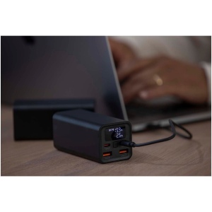 Batterie de secours Acamar de 20 000 mAh et 70 W en aluminium recyclé pour ordinateur portable 10