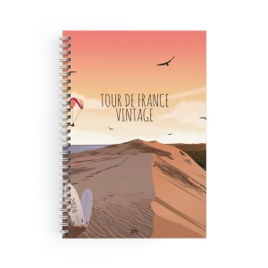 CARNET SPIRALE COUVERTURE SOUPLE - MAXI 210 x 297 mm - COUVERTURE 380g SATIMAT AVEC PELLICULAGE BRILLANT PAGE 1 ET 4 - BLOC DE 50 FEUILLES 80g OFFSET - IMPRESSION QUADRI RECTO VERSO - SPIRALE BLANCHE - EN TETE 2