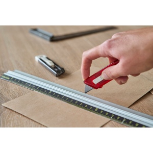 Cutter en plastique translucide Griffin 15