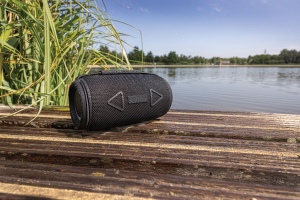 Enceinte 16W étanche IPX4 en plastique recyclé RCS Prisma 15