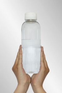 Bouteille 750ml  étanche avec poignée en rPET RCS Ripple 23