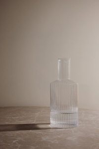 VINGA Carafe 1,45L York 5