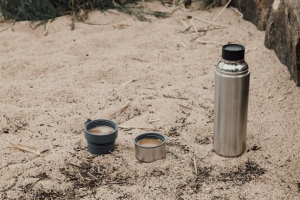 VINGA Thermos 750ml à double tasse Tono RCS 27