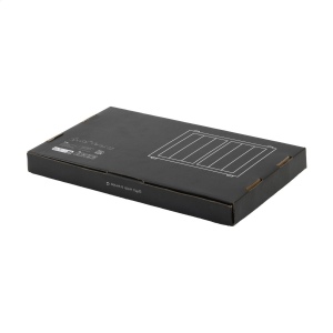 Chargeur (10W) avec panneaux solaires, présenté dans une pochette en 600D RPET 3