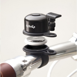 Sonnette de vélo intelligente AirBell en plastique dur avec support pour un traceur Bleutooth (non inclus), pour ne plus jamais perdre votre vélo 6