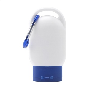 Une lotion solaire protectrice (indice 30) dans un flacon en plastique pratique avec un bouchon coloré et un mousqueton en métal de la même couleur 10