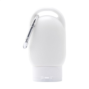 Une lotion solaire protectrice (indice 30) dans un flacon en plastique pratique avec un bouchon coloré et un mousqueton en métal de la même couleur 11