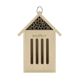 Cet hôtel à insectes en bambou offre un abri et un lieu de nidification sûrs aux insectes utiles tels que les abeilles solitaires, les coccinelles et les chrysopes 3
