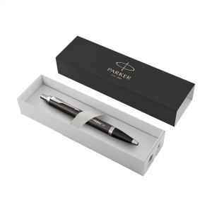 Stylo à bille à encre bleue de la marque Parker avec une forme élancée et conique et un design exclusif 6