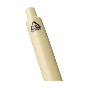 Stylo à bille à encre bleu avec un corps au design épuré, fabriqué à partir d'ABS recyclé à 100% et certifié GRS 25