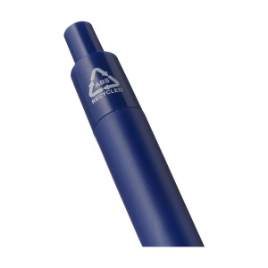 Stylo à bille à encre bleu avec un corps au design épuré, fabriqué à partir d'ABS recyclé à 100% et certifié GRS 27