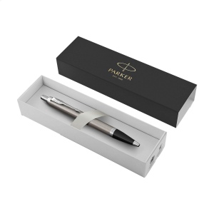 Stylo à bille à encre bleue de la marque Parker avec une forme élancée et conique et un design exclusif 3