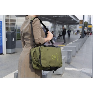 Ce sac à dos Cabin Flight compact et polyvalent est conçu pour être emporté comme bagage à main dans l'avion par toutes les compagnies aériennes 21