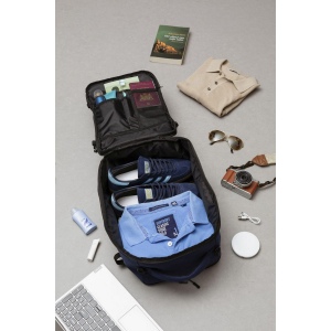 Ce sac à dos Cabin Flight compact et polyvalent est conçu pour être emporté comme bagage à main dans l'avion par toutes les compagnies aériennes 36