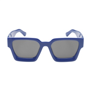 Lunettes de soleil au design rétro saisissant 6