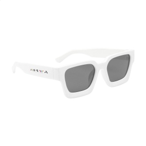 Lunettes de soleil au design rétro saisissant 5