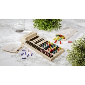 Ce jeu se compose d'un plateau de jeu en bois de pin et de 140 pions de différentes couleurs et de 2 tailles 6