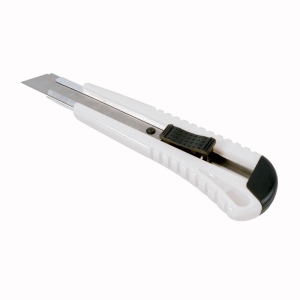Cutter avec deux lames de recharge 5