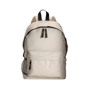 Sac à dos en polyester 600D avec 3 poches, dont une latèrale en filet. Bretelles réglables 18