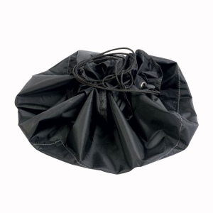 Tapis repose-pieds en polyester repliable et transformable en sac pour vetements humides ( 5