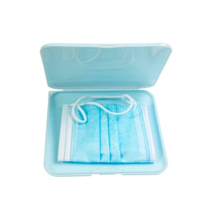 Etui porte-masque en PP avec traitement anti-bactérienne. ISO 22196 5