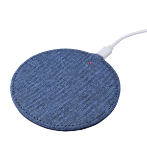 Socle de recharge wireless en R-PET 11