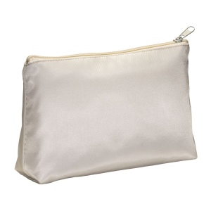 Beauty case en polyester souple. Fermeture à glissière et doublure intérieure 3