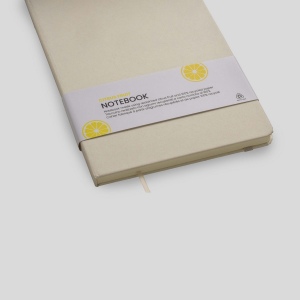 Carnet de notes avec couverture en résidus de fruits et fermeture élastique 17