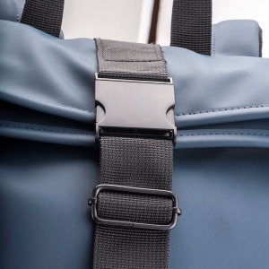 Sac à dos pour ordinateur portable (15) en PU souple et résistant à l'eau 18