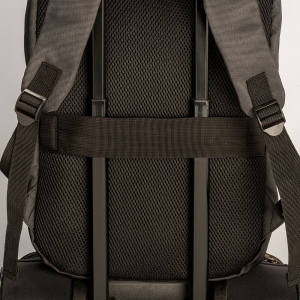 Sac à dos pour pc en polyester recyclé et teinture écologique 8