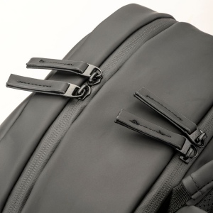 Sac à dos porte PC (15") en PU souple résistant à l'eau 13