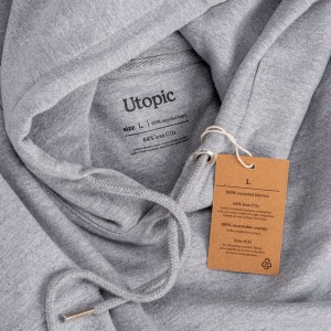Sweat avec capuche 100% tissu régénéré 49