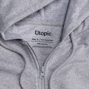 Tissu 100 régénéré. Sweat-shirt unisexe à capuche 22