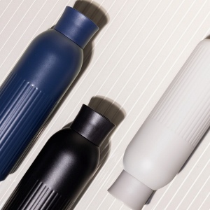 Sagaform Tekla Bouteille en acier avec bouchon poussoir (recyclé) 500 ml 16