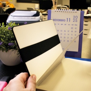 Trousse bloc note / agenda avec elastique 3