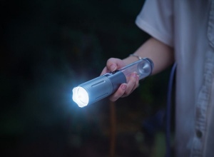 Lanterne - torche rechargeable 2 en 1 'Corell' 9