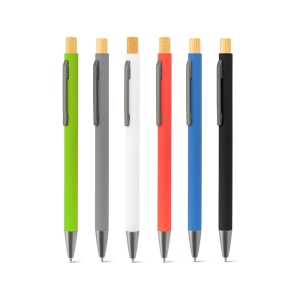 ZYLEN. Stylo à bille en aluminium recyclé (100 % rAL), avec finition en caoutchouc
