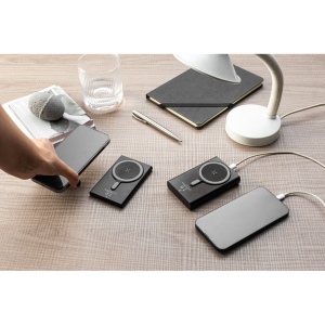 WRIGHT 5. Batterie externe magnétique avec recharge ultra-rapide en aluminium recyclé et ABS recyclé 5 000 mAh 4