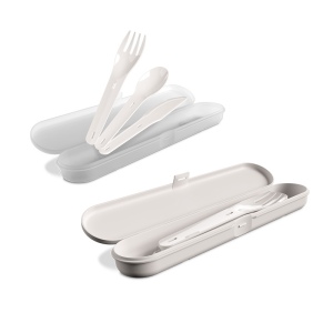 SET DE COUVERTS REUTILISABLES EN PLASTIQUE (PP) 7