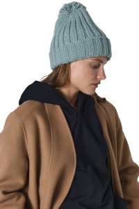 Bonnet à pompon 12